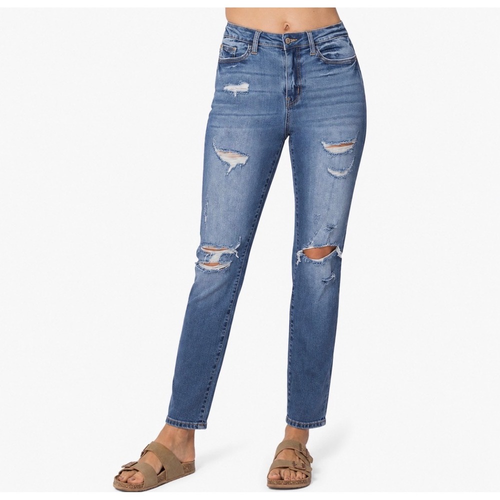 Judy Blue 7/28  NWOT Blue High Waist Distressed Boyfriend Fit Jeans